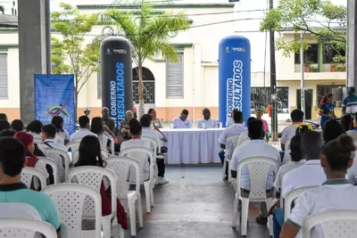 Apoyo a la democracia estudiantil